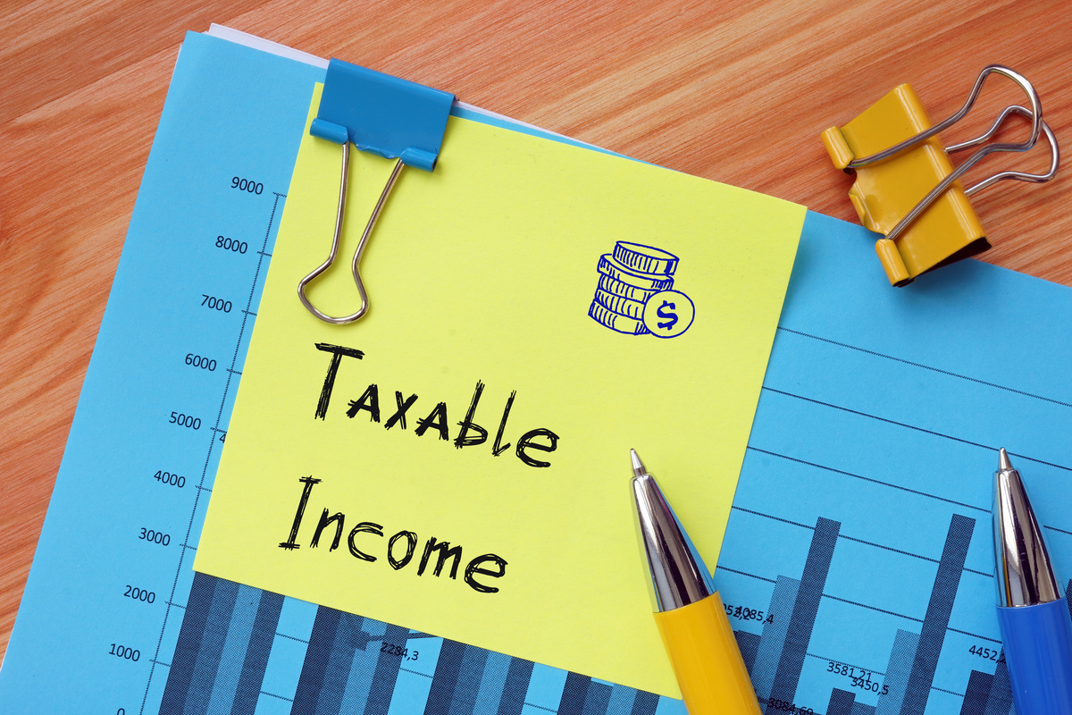 How to Calculate Taxable Income From Pay Stub