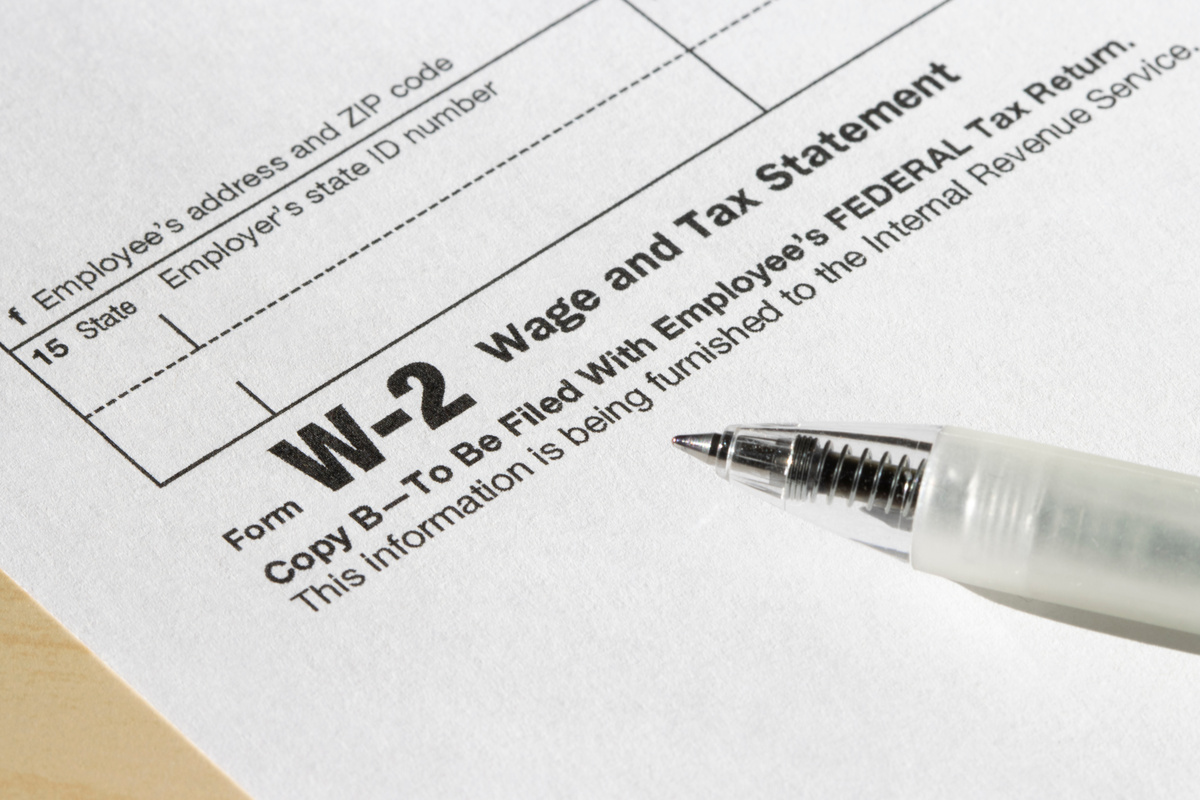 How to Make a W2 From Paystub